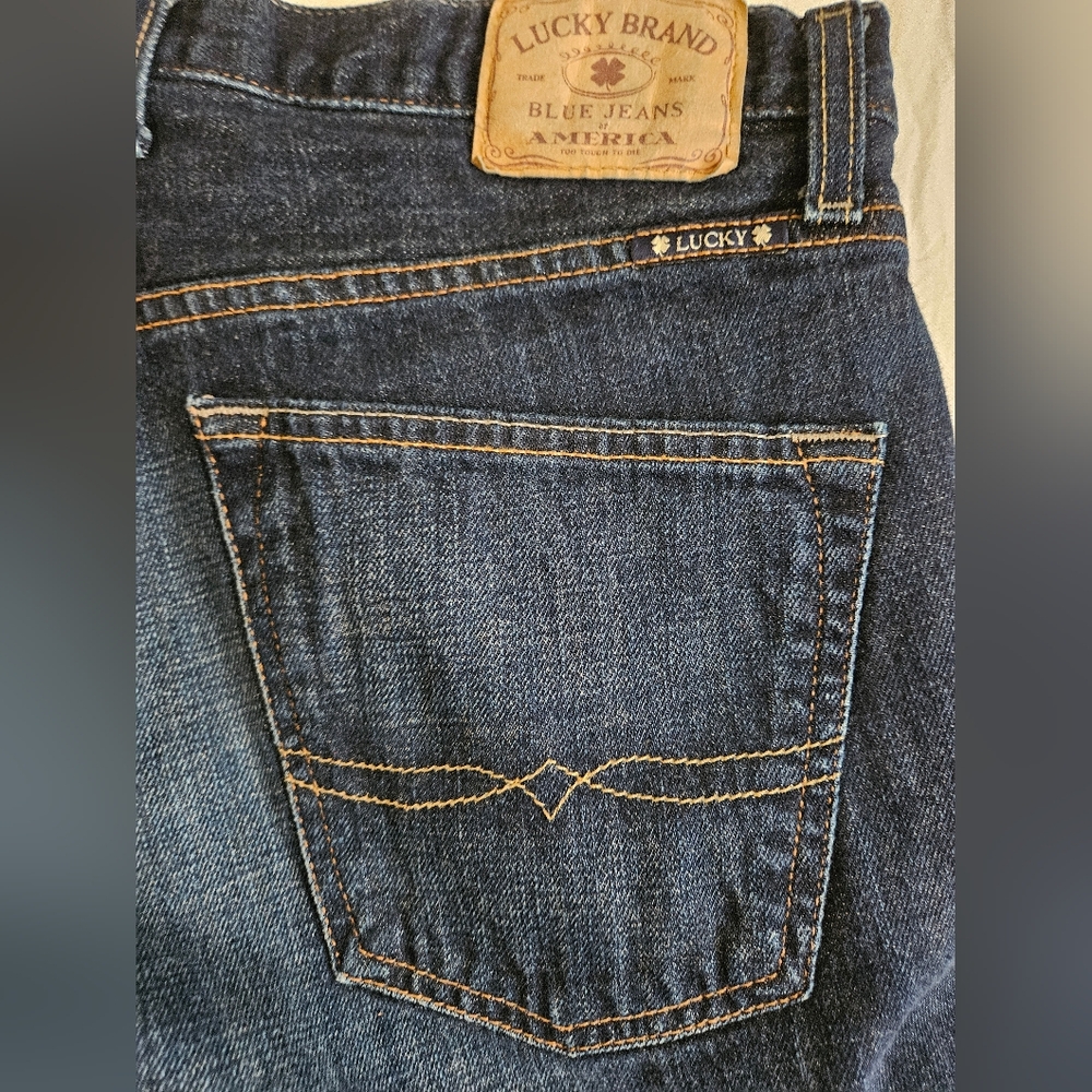 Lucky Brand 221 Original Jeans Mens 34x34 (34x29.5) Straight Leg Denim Mid-Rise